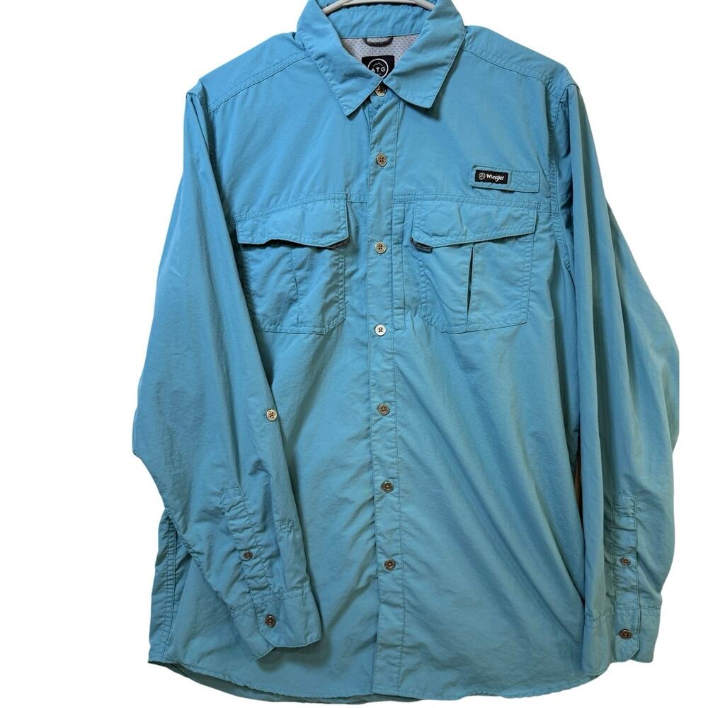 Wrangler ATG Men’s Medium Long Sleeve Nylon Hiking Utility Shirt Blue